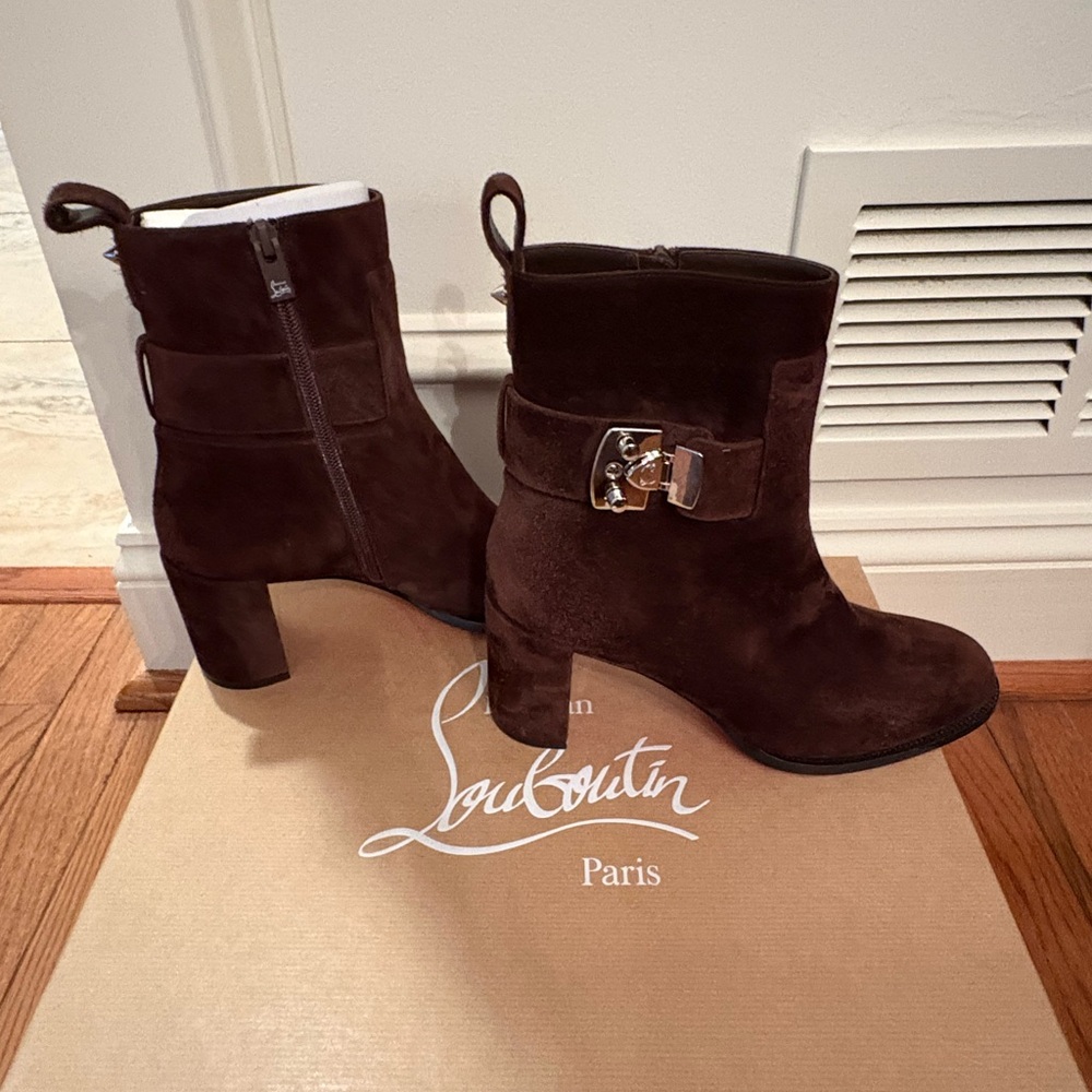 Louboutin boots NIB